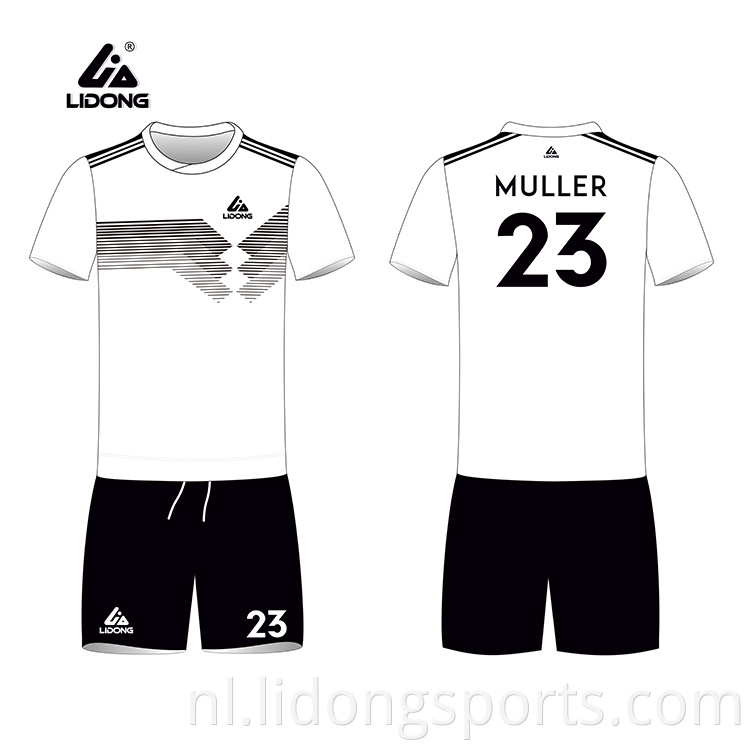 2021 Nieuwe sublimatie Kinderen en volwassenen Voetbal Voetbalteam Dragen voetbal Draag uniformen voetbalshirt